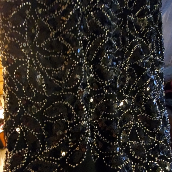 Evening gown - Picture 3 of 4